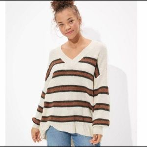 AE Oversized Dreamspun V-Neck Sweater